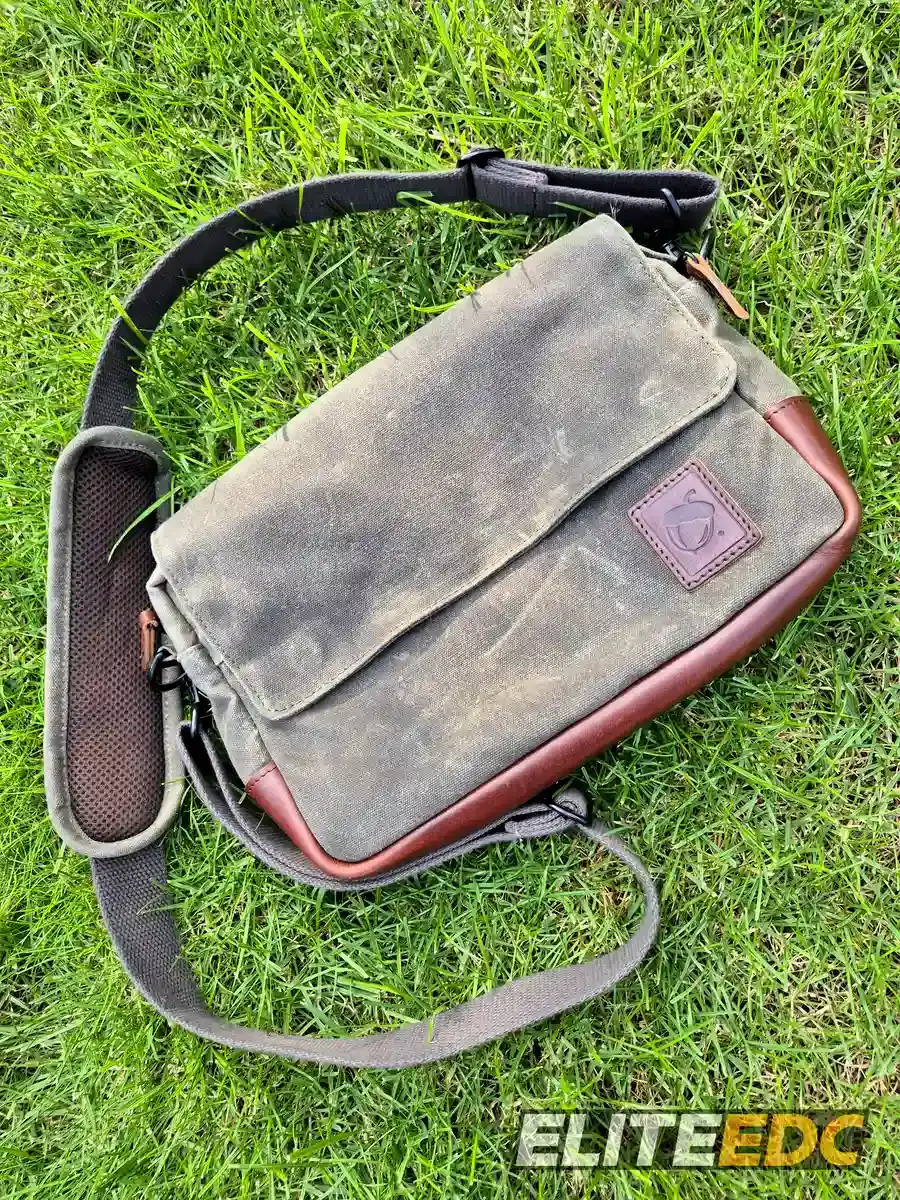 NutSac Mag-Satch 11 front, waxed canvas with full leather base