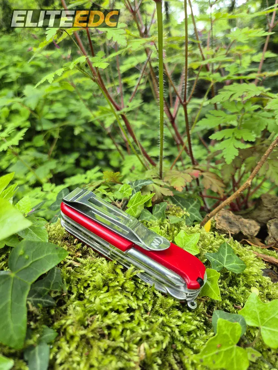 Victorinox Fieldmaster with Nite Ize pocket clip attached - handy for MOLLE webbing, but it adds even morebulk
