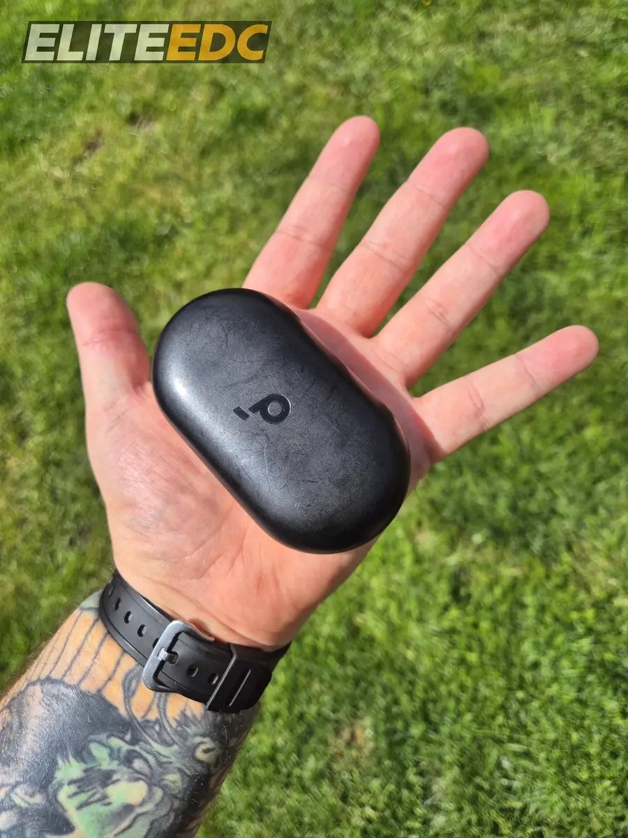 Anker Soundcore V20i case size, very pocketable