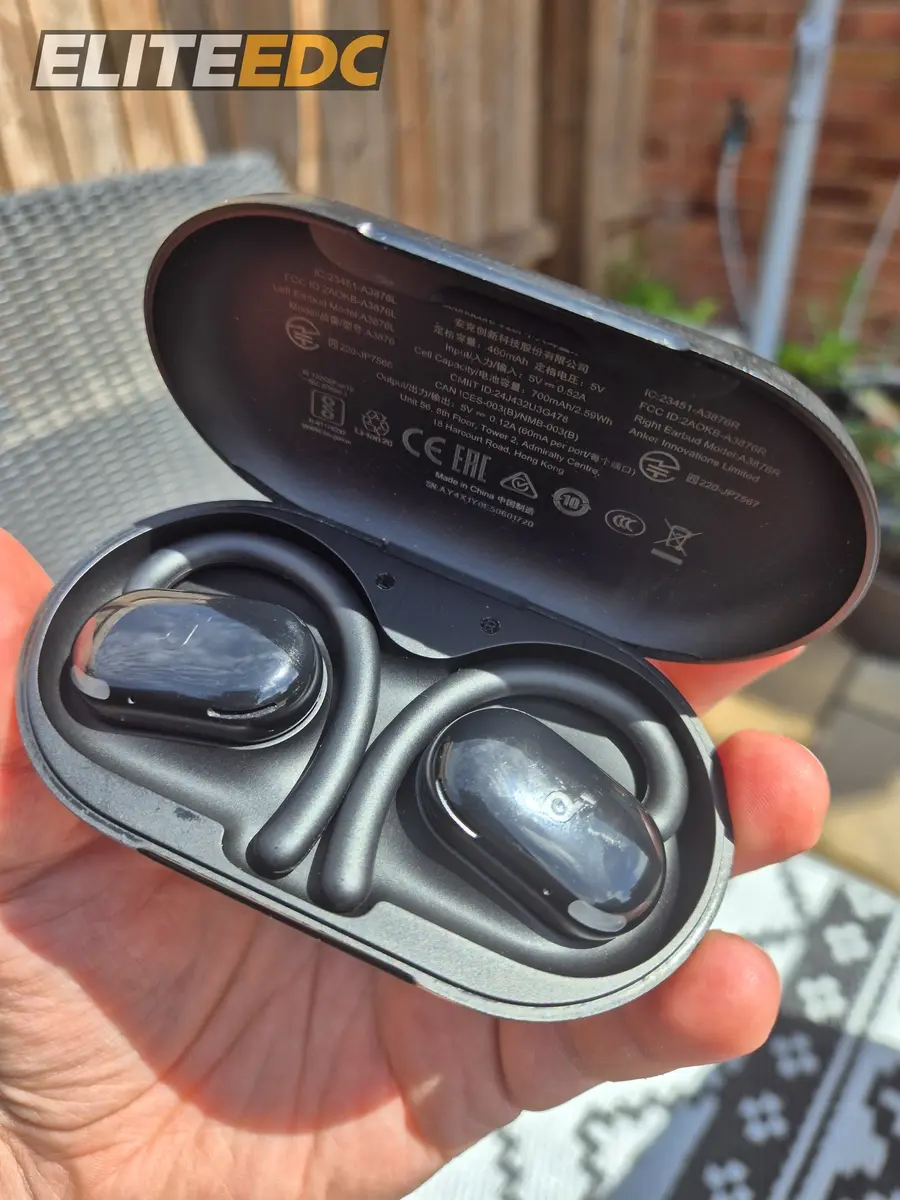 Anker Soundcore V20i case open with earbuds inside